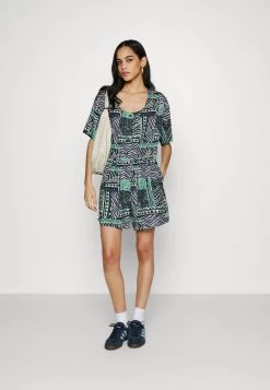 Kleding Verkoop -Kleding Verkoop 833c9119f97a45fbb18b513d35a603be