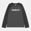 Quiksilver All Lined Up- Longsleeve - Charcoal Heather 2 Quiksilver All Lined Up- Longsleeve - Charcoal Heather -Kleding Verkoop a85004ff7a634db0a9d543bb643e0d4b