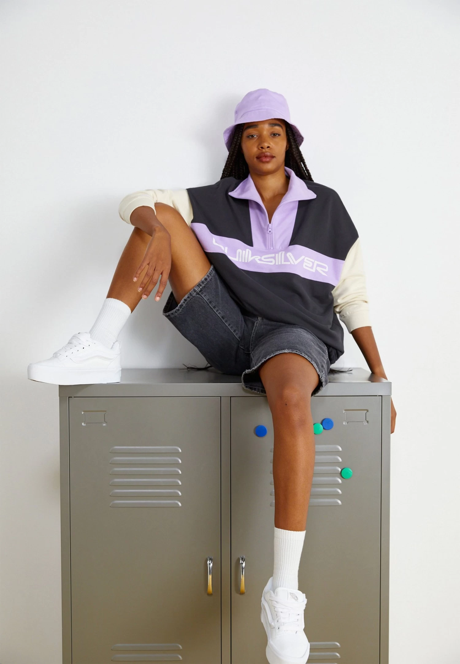 Kleding Verkoop -Kleding Verkoop bcfbf40a3a864b1d86f63b9e28c6ba41 scaled